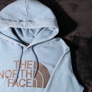 The North Face Men’s Light Blue Hoodie size Medium